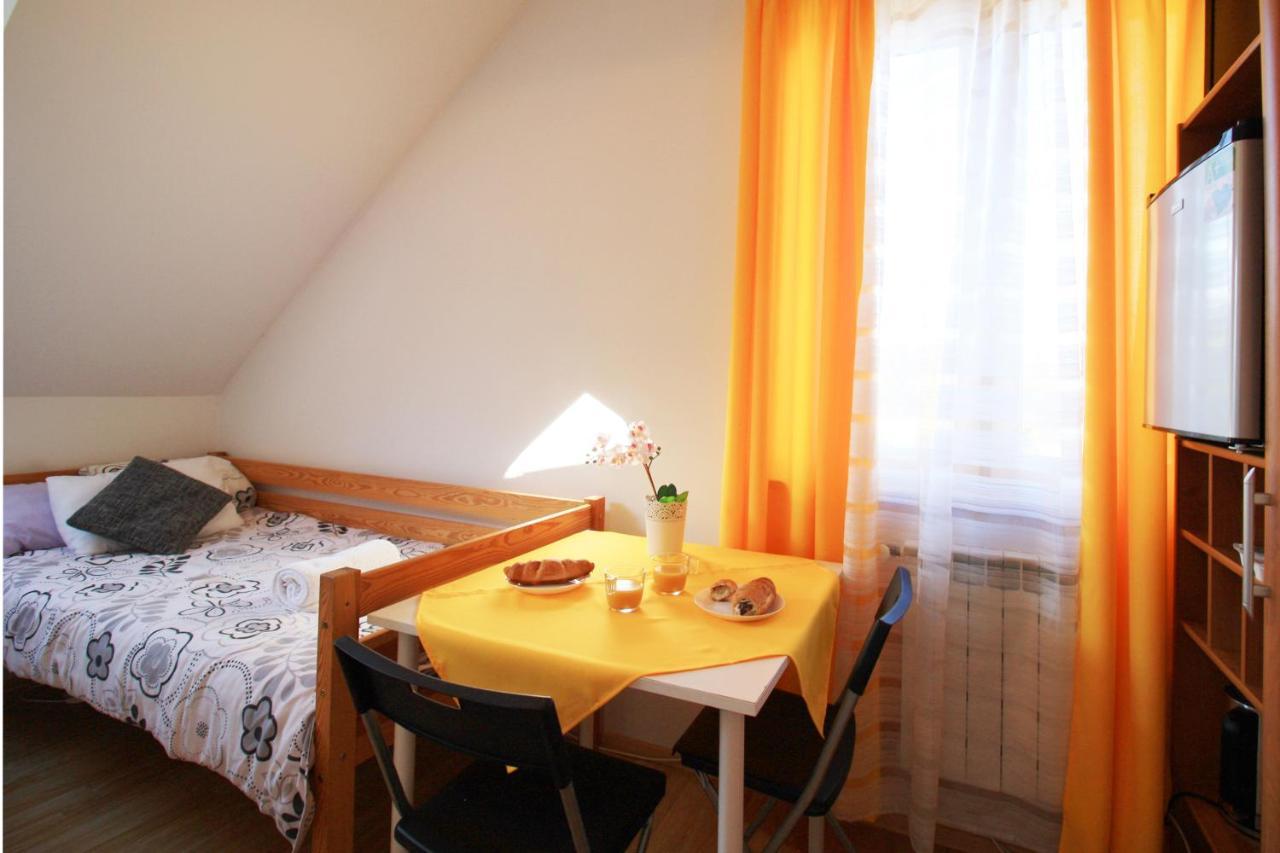 Bieszczadzki Brat Apartamenty Polanczyk Luaran gambar